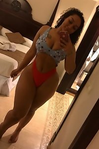 hot young inexperienced babe Darla with highly yam-sized butt