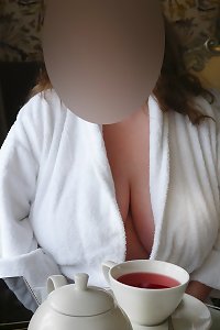 Raunchy, sensual thick girl luving hookup action